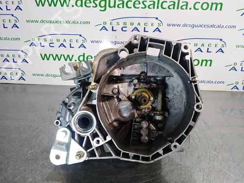 Caixa velocidades manual FIAT PUNTO (176_) 1.7 TD (71 hp) 12130590