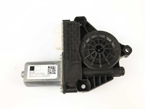 Left front window motor BMW 1 (F40) 118 i | BP34704687E21 - Image 2
