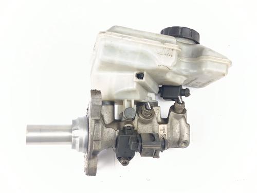 brake-master-cylinder-seat-leon-st-5f8-2012-2013-2014-2015-2016-2017-2018-2019-2020-34446240 main image