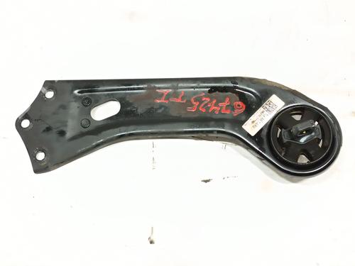 Used Left rear suspension arm HYUNDAI TUCSON (TL, TLE) 1.7 CRDi (116 hp) 30383994