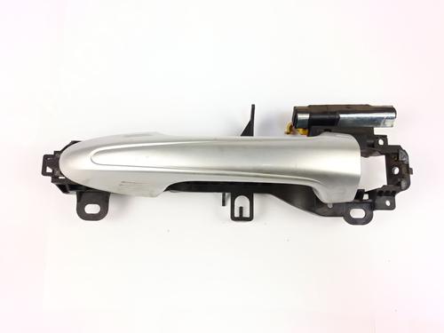 front-left-exterior-door-handle-toyota-rav-4-iv-_a4_-2012-2013-2014-2015-2016-2017-2018-2019-34634647 main image