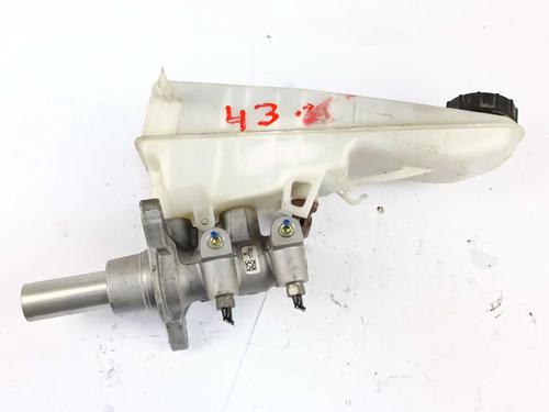brake-master-cylinder-peugeot-expert-van-v_-2016-36239262 main image