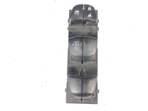 Used Left front window switch Left front window switch NISSAN JUKE (F15) 1.2 DIG-T (115 hp) 25864599 25864599