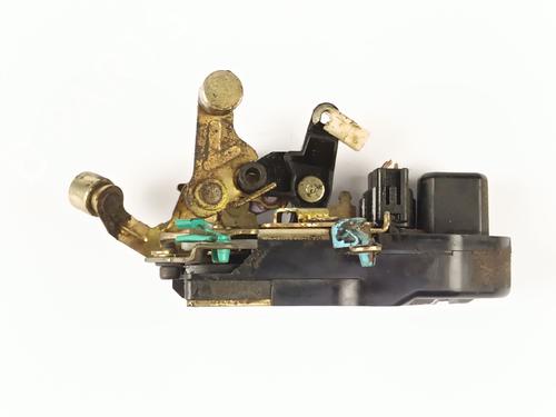 Used Front left lock CHRYSLER VOYAGER IV (RG, RS) 2.5 CRD (141 hp) 32760689