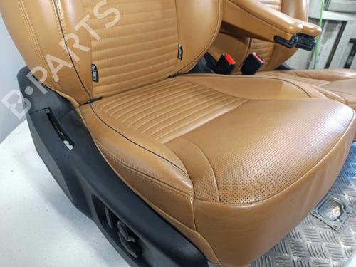Seats set LAND ROVER DISCOVERY V (L462) 2.0 Sd4 4x4 | BP39950505C78 - Image 17