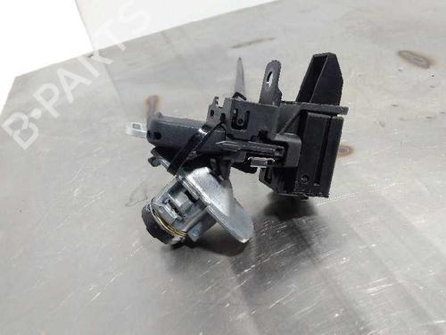 ignition-barrel-volvo-v40-hatchback-525-d3-28227917-2012-2013-2014-2015-2016-2017-2018-2019-10752267 main image
