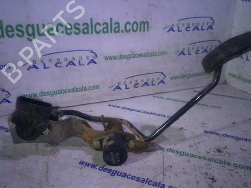 Used Pedal Pedal MITSUBISHI L200 (K7_T, K6_T, K5_T) 2.5 TD 4WD (K74T) (99 hp) 10989312 10989312