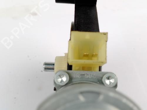 Right front window motor SEAT LEON Sportstourer (KL8, KLD) 1.5 eTSI | BP22927585E20 