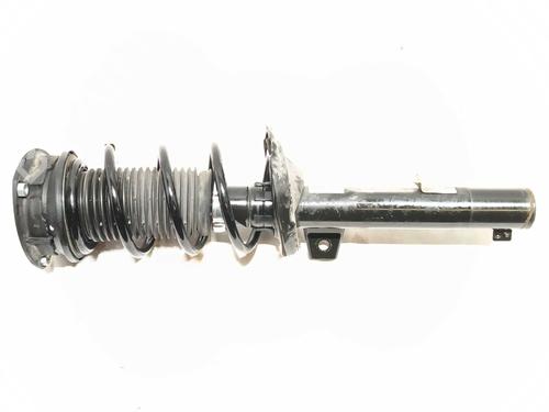 right-front-shock-absorber-vw-golf-vii-5g1-bq1-be1-be2-2012-2013-2014-2015-2016-2017-2018-2019-2020-2021-27527050 main image
