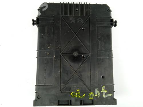 Fuse box PEUGEOT 308 II (LB_, LP_, LW_, LH_, L3_) 1.2 THP 110 | BP10779730E1 