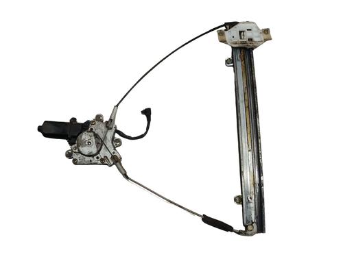 Lève-vitre avant gauche DAEWOO LANOS (KLAT) 1.6 16V (106 hp) 31990818