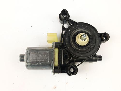 right-front-window-motor-audi-a3-8v1-8vk-2012-2013-2014-2015-2016-2017-2018-2019-2020-33802534 main image