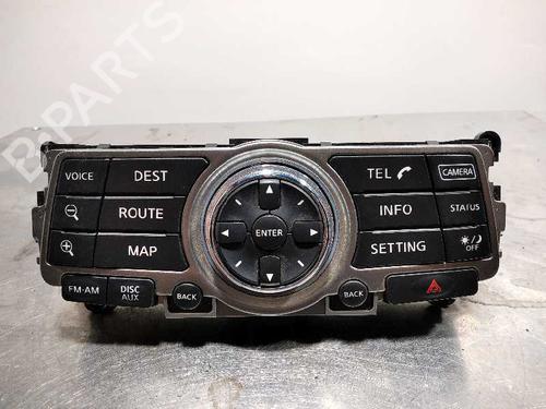 Used Switch Switch INFINITI QX70 30d AWD (238 hp) 14348642 14348642