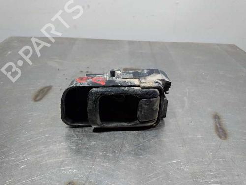 Used Front right interior door handle Front right interior door handle 10752961 10752961