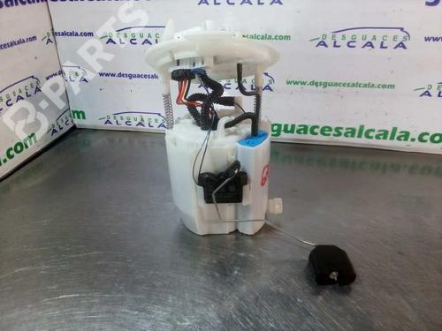 Used Fuel pump MERCEDES-BENZ C-CLASS (W205) AMG C 43 4-matic (205.064) (367 hp) 10929711