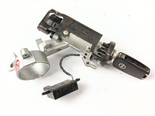 Used Ignition barrel OPEL CORSA E (X15) [2014-2025]  30103753
