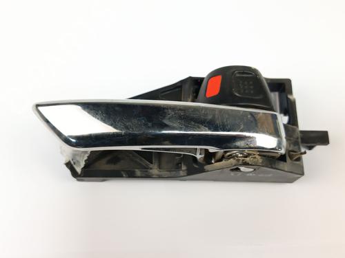 Maneta interior delantera derecha SUZUKI VITARA (LY) 1.6 AllGrip (APK 416) (120 hp) 31035379