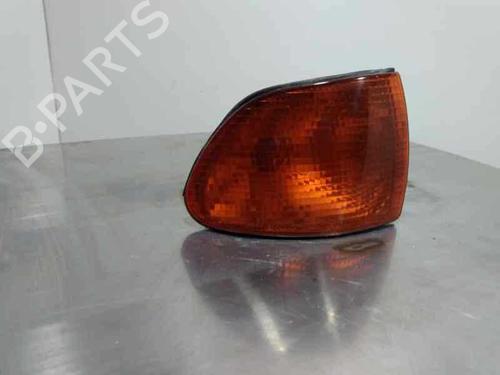 Used Right front indicator Right front indicator BMW 7 (E38) 725 tds (143 hp) 10752050 10752050