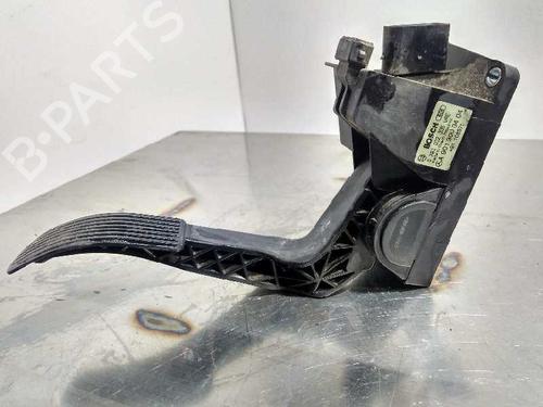 Used Pedal Pedal MERCEDES-BENZ SPRINTER 2-t Van (B901, B902) 211 CDI (901.661, 901.662, 902.661, 902.662) (109 hp) 9996131 9996131