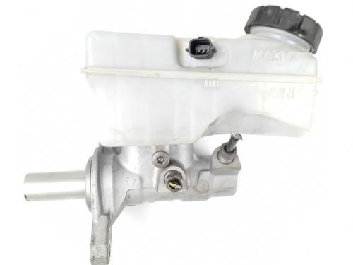 Used Brake master cylinder Brake master cylinder DACIA DOKKER MPV (KE_) 1.5 dCi (KEAJ, KEAH) (90 hp) 10301188 10301188