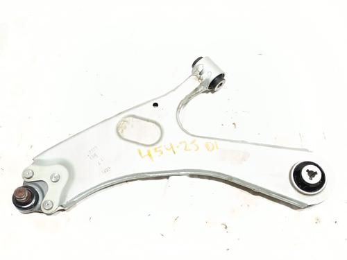 Querlenker links vorne für PEUGEOT 2008 II (UD_, US_, UY_, UJ_, UR_, UC_) 1.2 PureTech 130 (USHNS, URHNS) (130 hp) 28481516