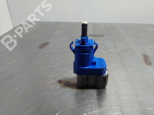 electronic-sensor-volvo-v40-hatchback-525-pedal-freno-luces-freno-2012-2013-2014-2015-2016-2017-2018-2019-10752312 main image