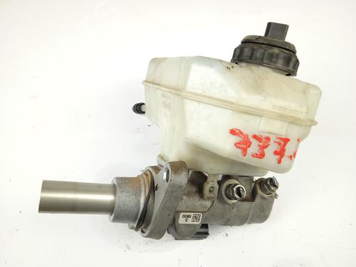 Used Brake master cylinder SEAT ALHAMBRA (710, 711) [2010-2022]  17616673