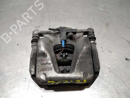Used Right front brake caliper Right front brake caliper MERCEDES-BENZ B-CLASS Sports Tourer (W246, W242) B 180 CDI / d (246.212) (109 hp) 11563526 11563526