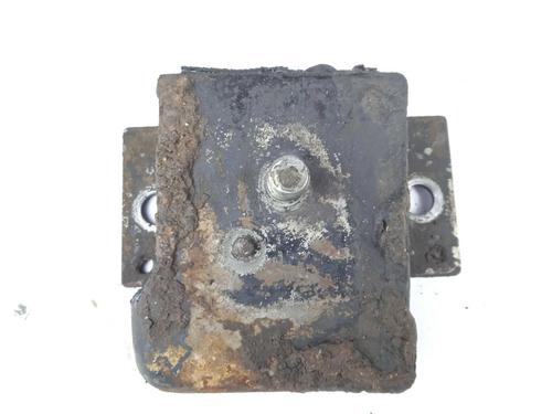 Used Engine mount Engine mount 15896777 15896777