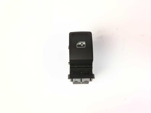 Venstre bagtil elrude kontakt Venstre bagtil elrude kontakt SKODA OCTAVIA IV Combi (NX5, PV5) 2.0 TDi (150 hp) 36997306 36997306