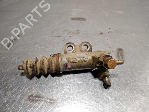 Used Clutch slave cylinder MITSUBISHI L200 / TRITON (KA_T, KB_T) 2.5 DI-D 4WD (KB4T) (136 hp) 14348153