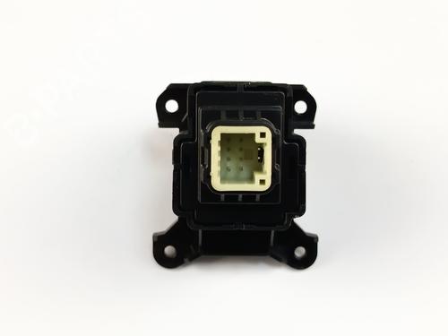 Warning switch HYUNDAI i30 (PDE, PD, PDEN) 1.6 CRDi | BP33054385I22 - Image 2