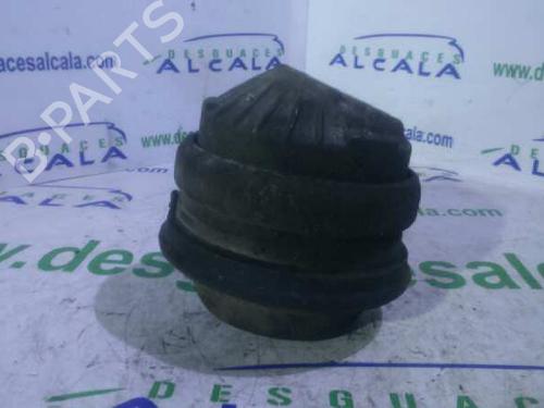 Used Engine mount MERCEDES-BENZ S-CLASS (W220) S 500 (220.075, 220.175, 220.875) (306 hp) 14352588