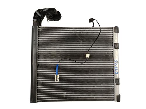 Used Air conditioning evaporator MG MG ZS SUV (AZS1) 1.5 VTi (114 hp) 30274267