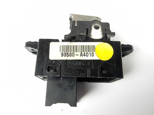 Left rear window switch KIA CARENS IV | BP10928474I29 - Image 2