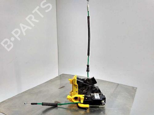 front-right-lock-hyundai-i30-gd-81320a6010-2011-9996199 main image