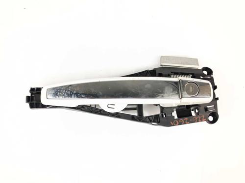 front-left-exterior-door-handle-chevrolet-trax-2012-34446186 main image
