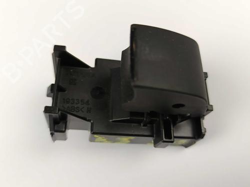 right-front-window-switch-toyota-yaris-cross-mxp_-2020-27526942 main image