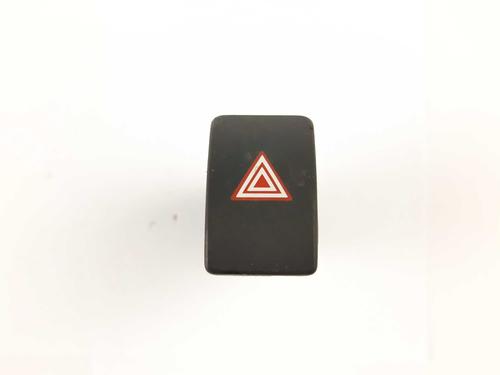 warning-switch-toyota-c-hr-_x1_-2016-34138095 main image