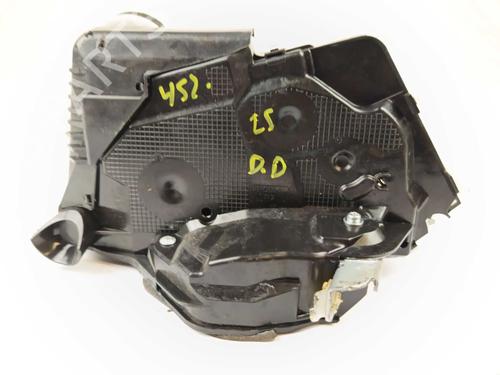 front-right-lock-toyota-yaris-_p13_-2010-2011-2012-2013-2014-2015-2016-2017-2018-2019-2020-28514853 main image