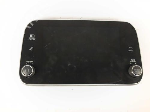 display-monitor-fiat-tipo-saloon-356_-357_-2015-33168776 main image