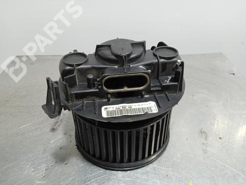 Used Heater blower motor RENAULT CLIO III Grandtour (KR0/1_) [2007-2025]  10137800