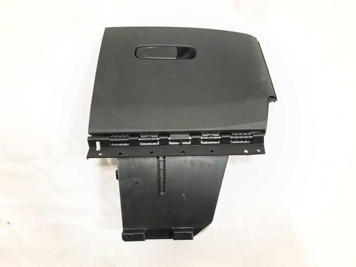 Used Glove box Glove box JEEP AVENGER (J2) Electric (156 hp) 31586258 31586258