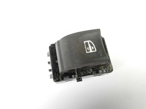 Used Right front window switch Right front window switch RENAULT MEGANE IV Grandtour (K9A/M/N_) 1.5 Blue dCi 115 (K9A6) (116 hp) 12213057 12213057