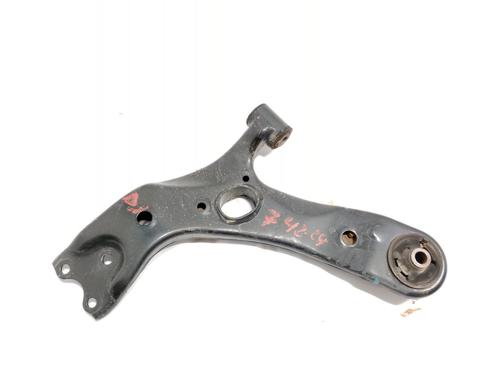 Used Left front suspension arm TOYOTA AURIS (_E18_) 1.8 Hybrid (ZWE186_, ZWE186R) (136 hp) 21779483
