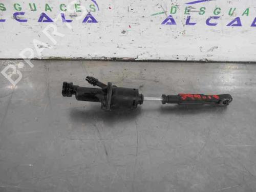 Used Clutch slave cylinder Clutch slave cylinder 14351683 14351683