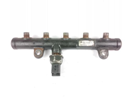 Used Injection rail Injection rail 18781735 18781735