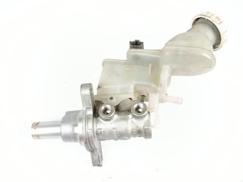 Used Brake master cylinder MITSUBISHI LANCER VIII (CY_A, CZ_A) EVO X (CZ4A) (295 hp) 27888431