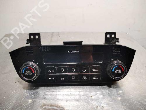 Used Climate control Climate control 9997379 9997379
