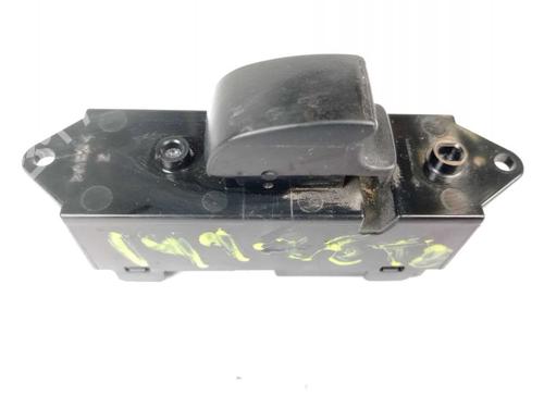 Used Right rear window switch Right rear window switch 29135850 29135850